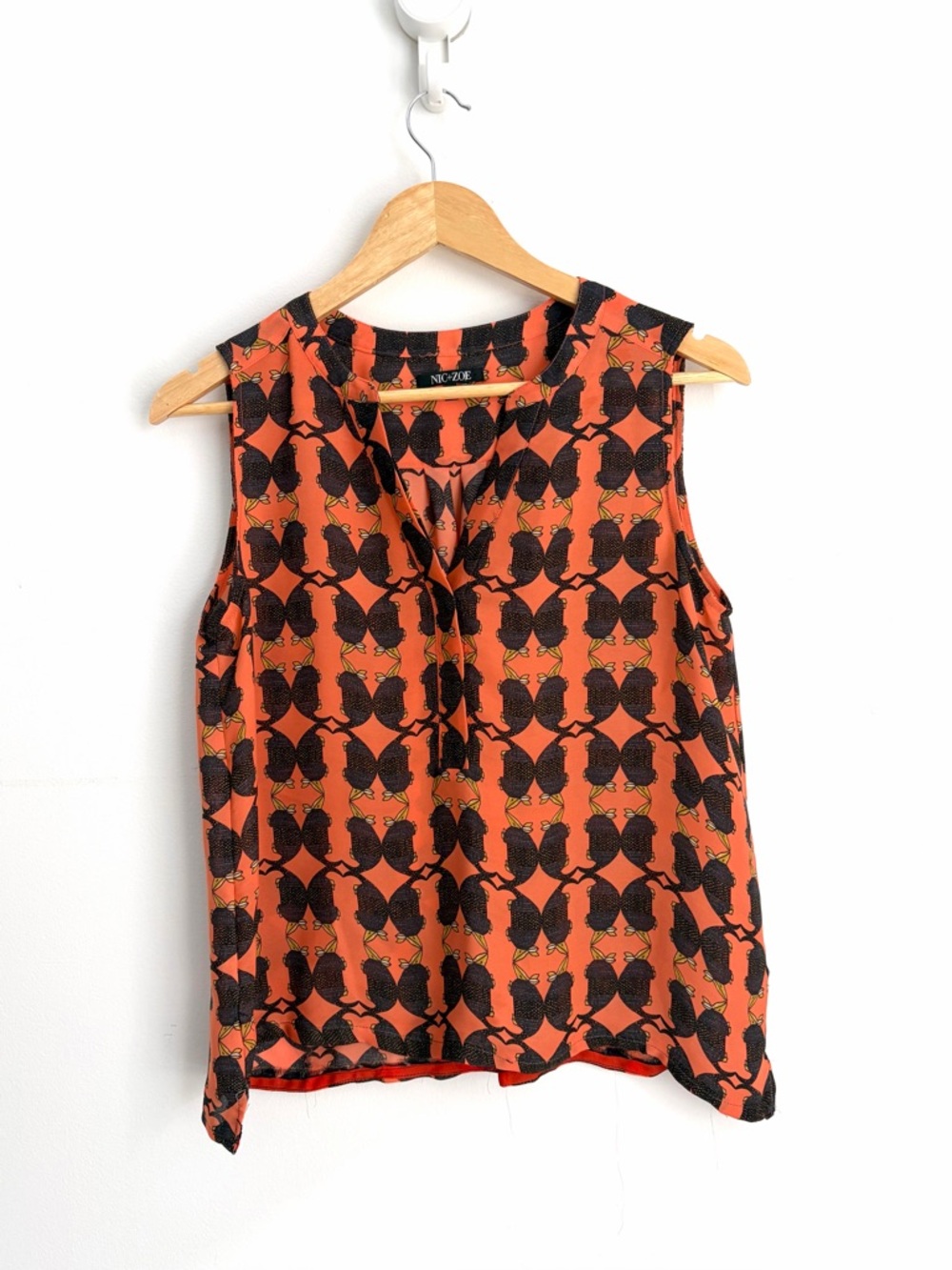Nic+Zoe - Armadillo Printed Sleeveless Blouse - Size M
